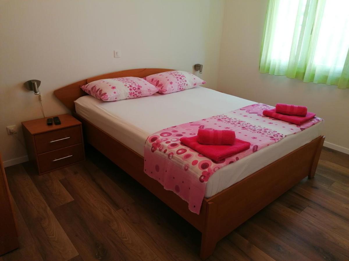 Apartment Poldrugo ツレス エクステリア 写真
