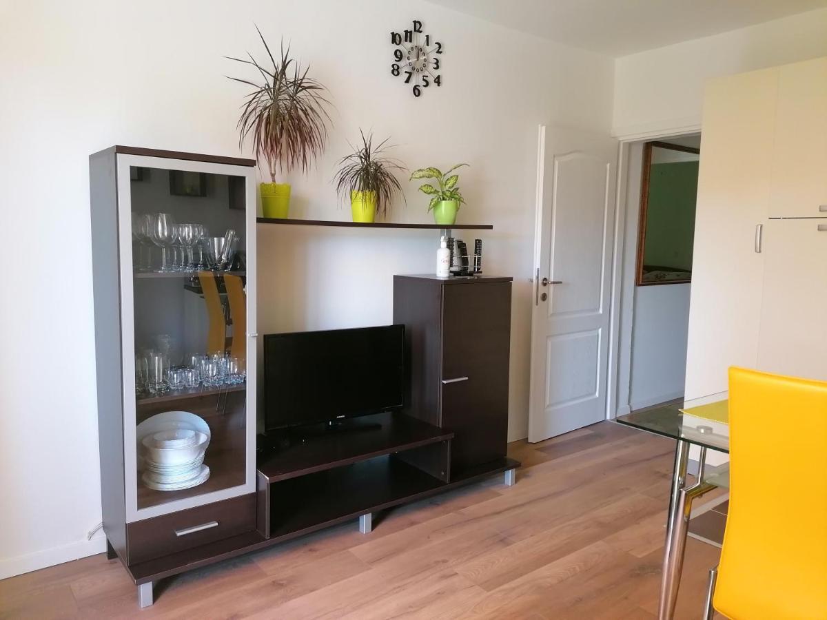 Apartment Poldrugo ツレス エクステリア 写真